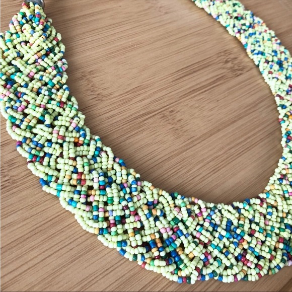 Beaded statement necklace - Picture 2 of 4